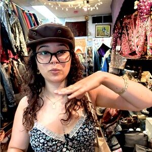 Meet your Posher, Yasmin